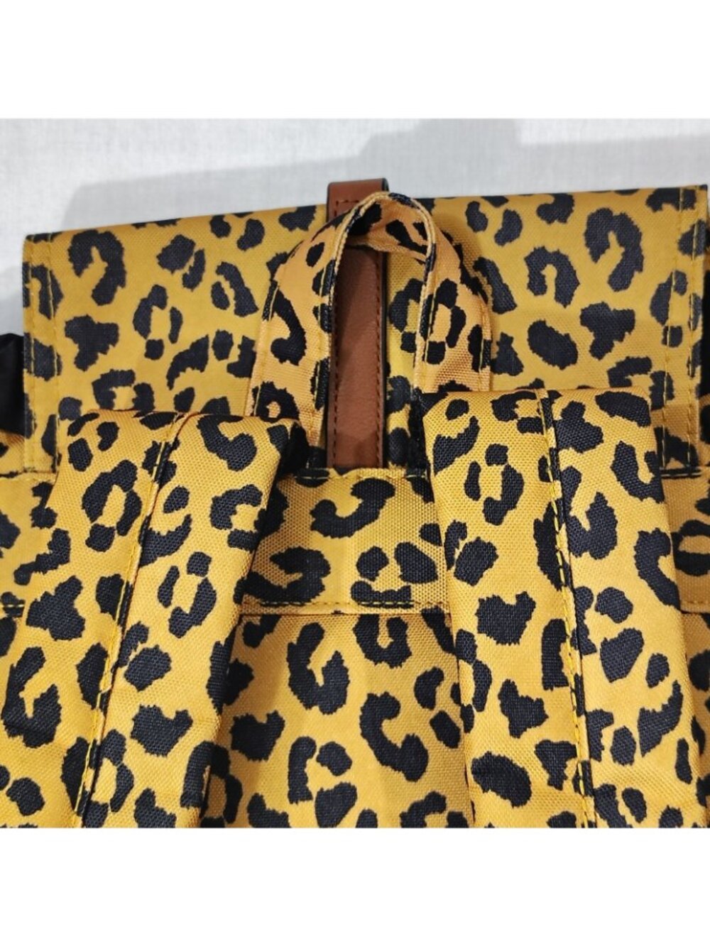 No Boundaries Cargo Backpack Leopard Print Yellow Black Magnetic Snap Pockets - Picture 11 of 16